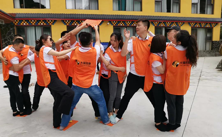 指壓板1.jpg 指壓板1.jpg